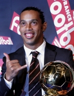 ronaldinho8.jpg